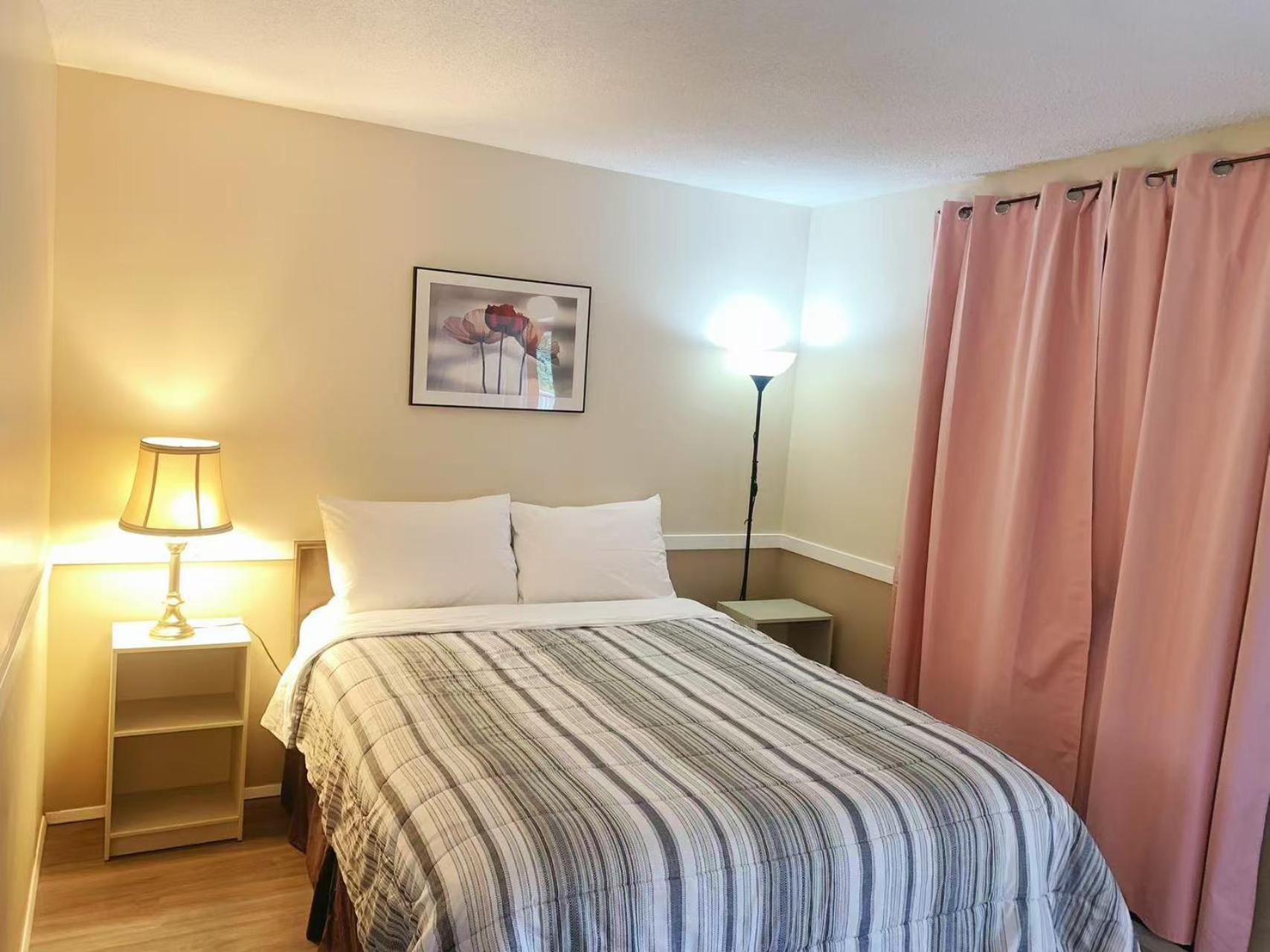 Rivermount Motel Little Fort Extérieur photo